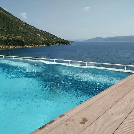 Lefki 14 *