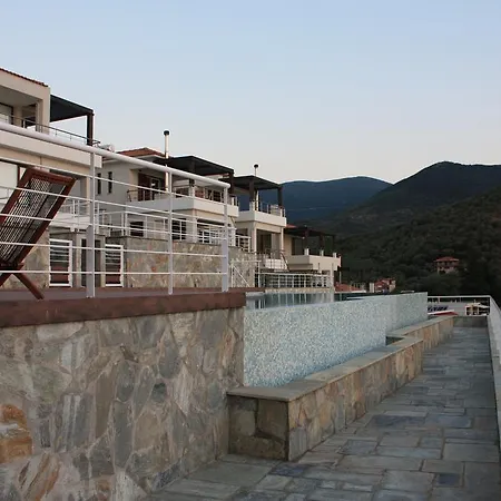 Lefki 14 *
